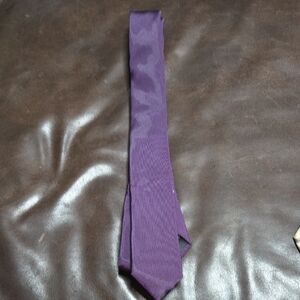 Calvin Klein Collection Deep Purple Tie